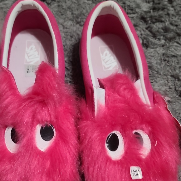 Monster Furry Slip On Vans size 7 NWOT - Picture 1 of 5